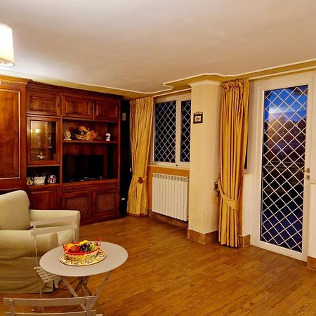 Fuga A Napoli Apartment Dış mekan fotoğraf